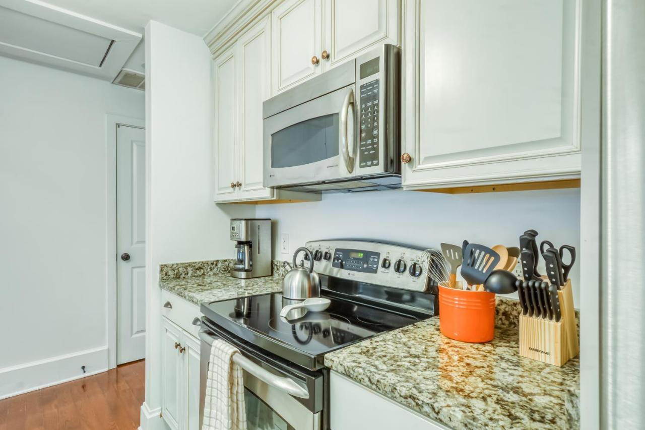 The Goose Getaway Apartment Savannah Bagian luar foto