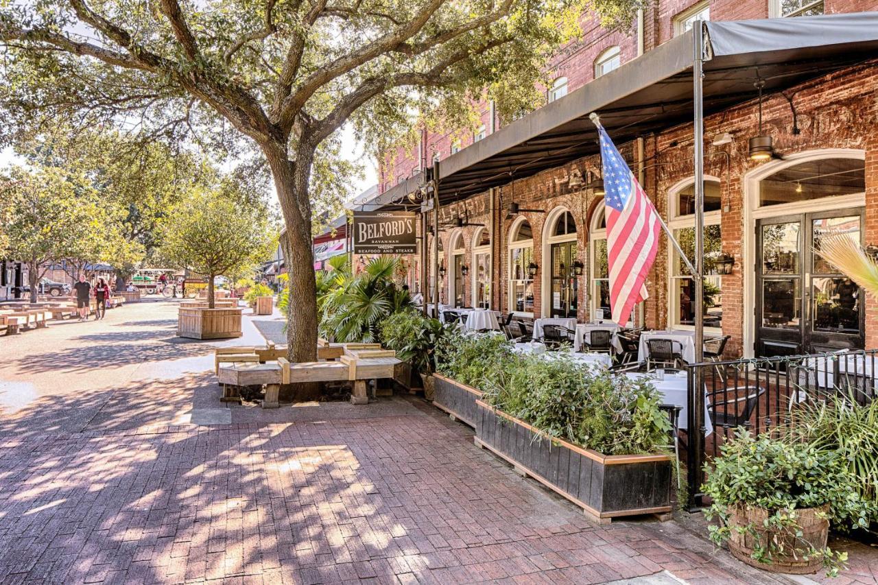 The Goose Getaway Apartment Savannah Bagian luar foto